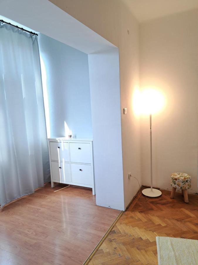 Anastasia Bratianu Apart 24 A Self Check From 2 Pm Bucarest Exterior foto
