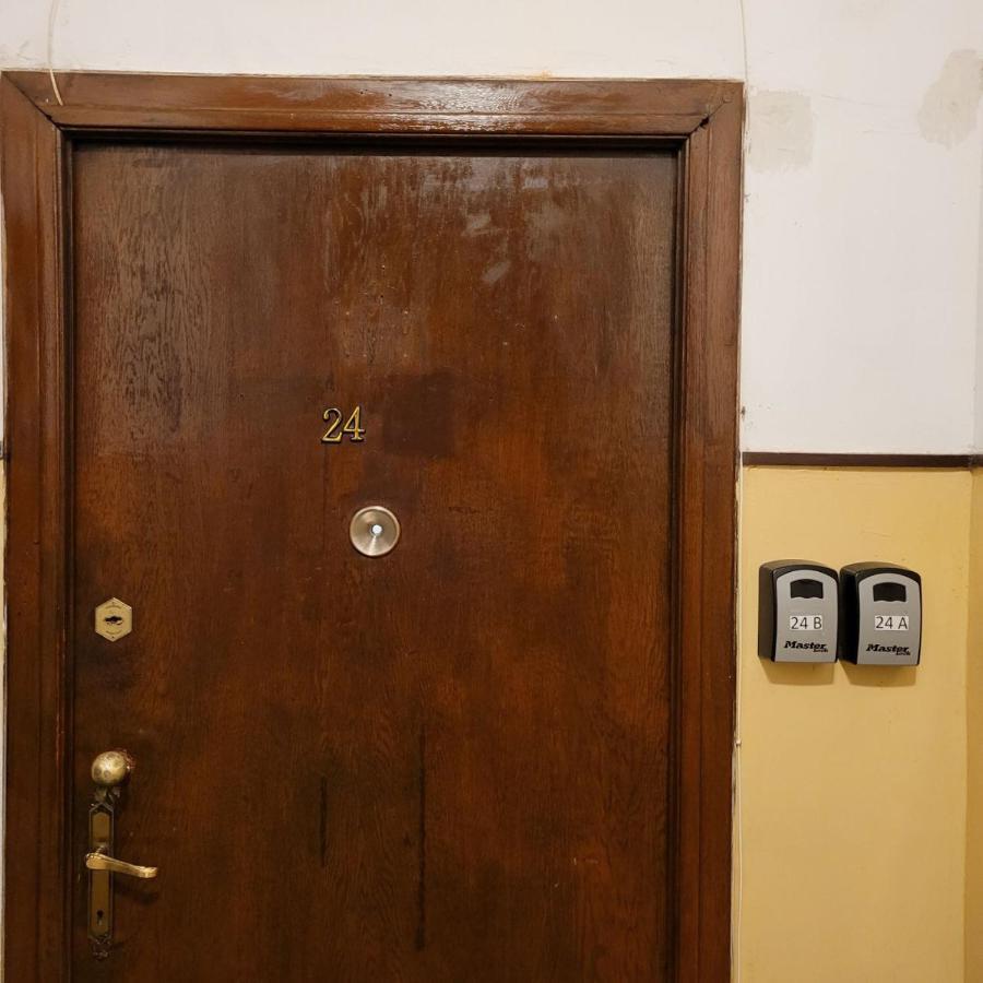 Anastasia Bratianu Apart 24 A Self Check From 2 Pm Bucarest Exterior foto