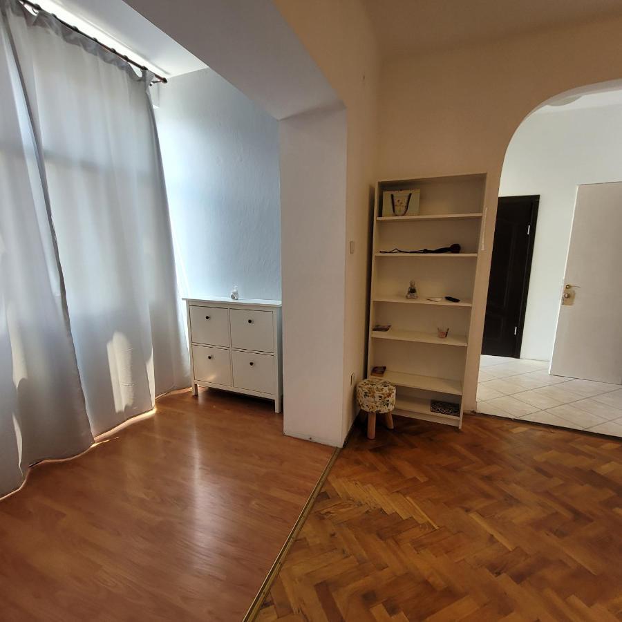 Anastasia Bratianu Apart 24 A Self Check From 2 Pm Bucarest Exterior foto